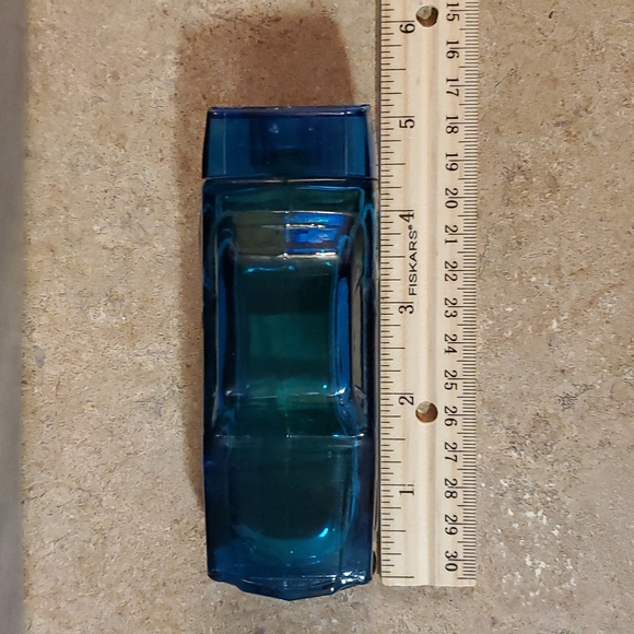Blue vintage Avon 64 mustang. - Picture 4 of 4